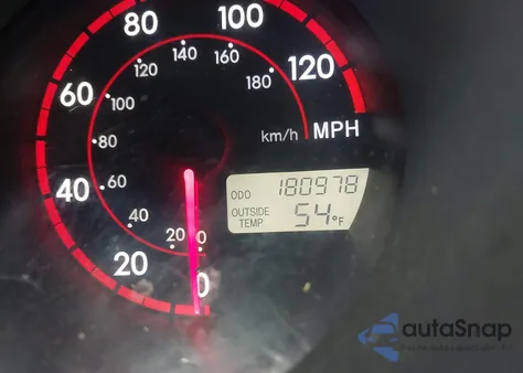 2004 Toyota Matrix Xr z USA, uszkodzony, nr VIN 2T1KR32E04C185882